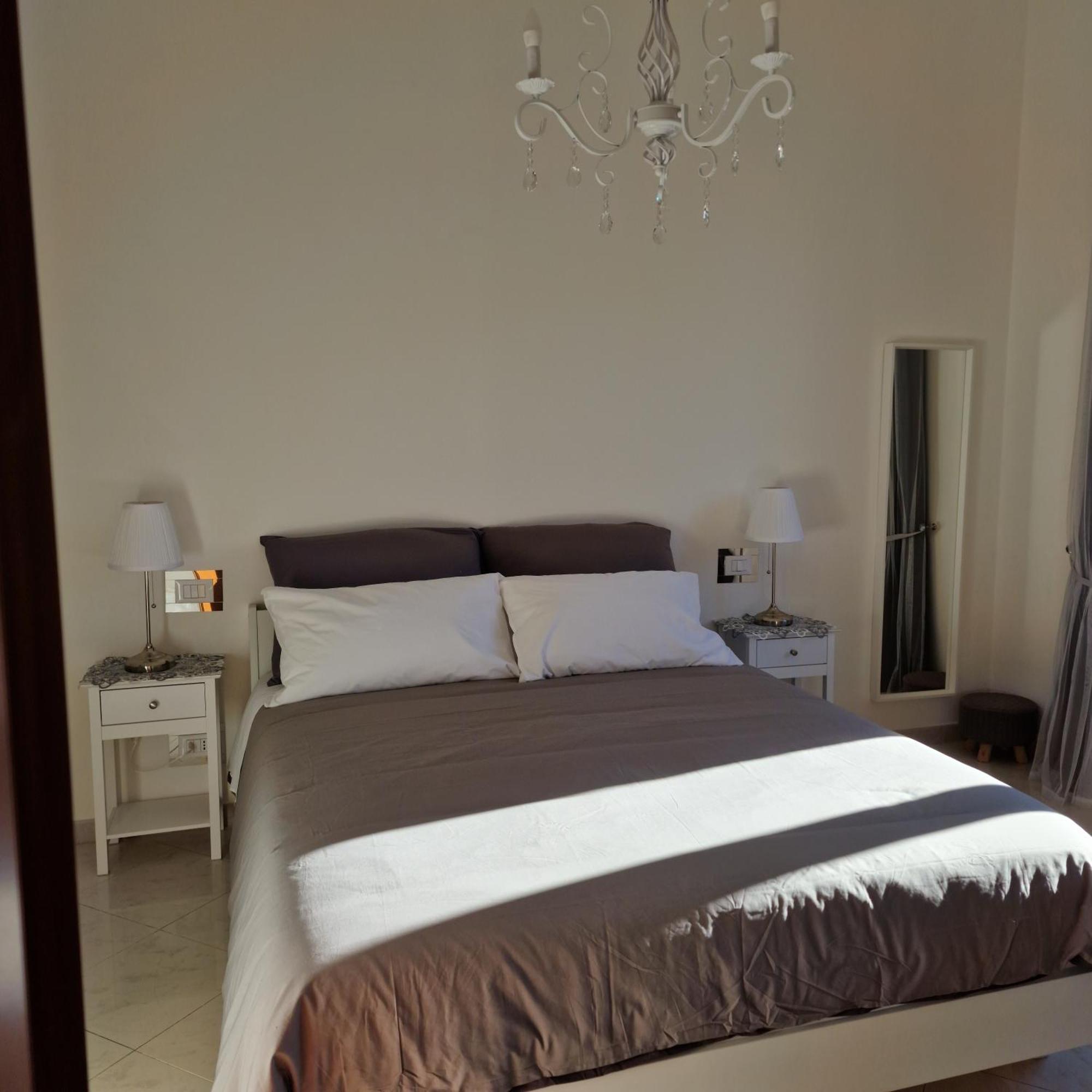 Cinzia'S House Of Mirrors Apartment Pisa Ngoại thất bức ảnh